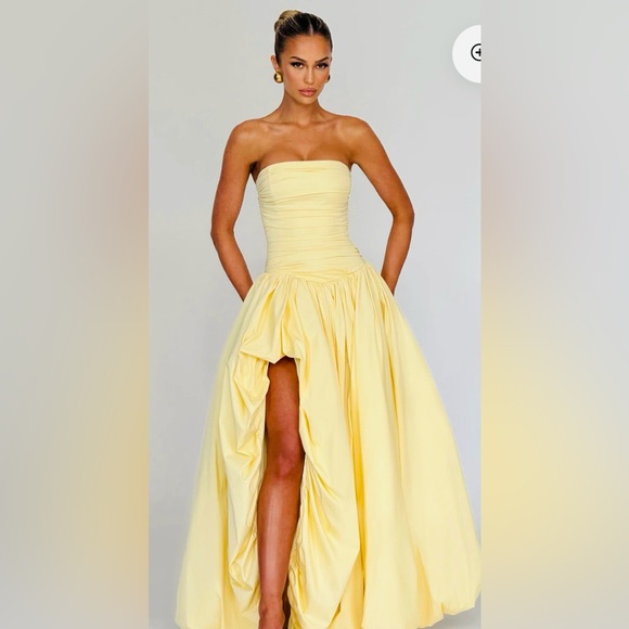 YELLOW LONG Elegant Strapless Evening Gown - Picture 9 of 16